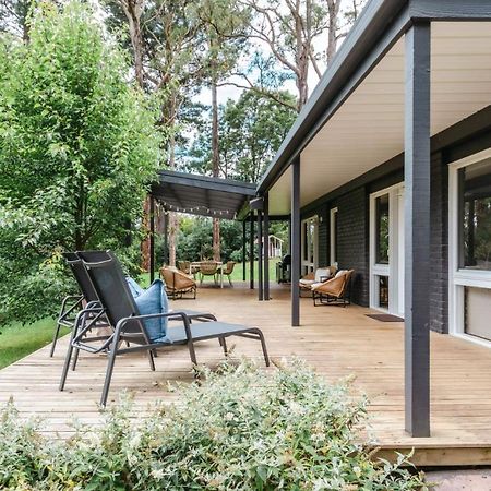 Sunrey Retreat Villa Red Hill Exterior photo